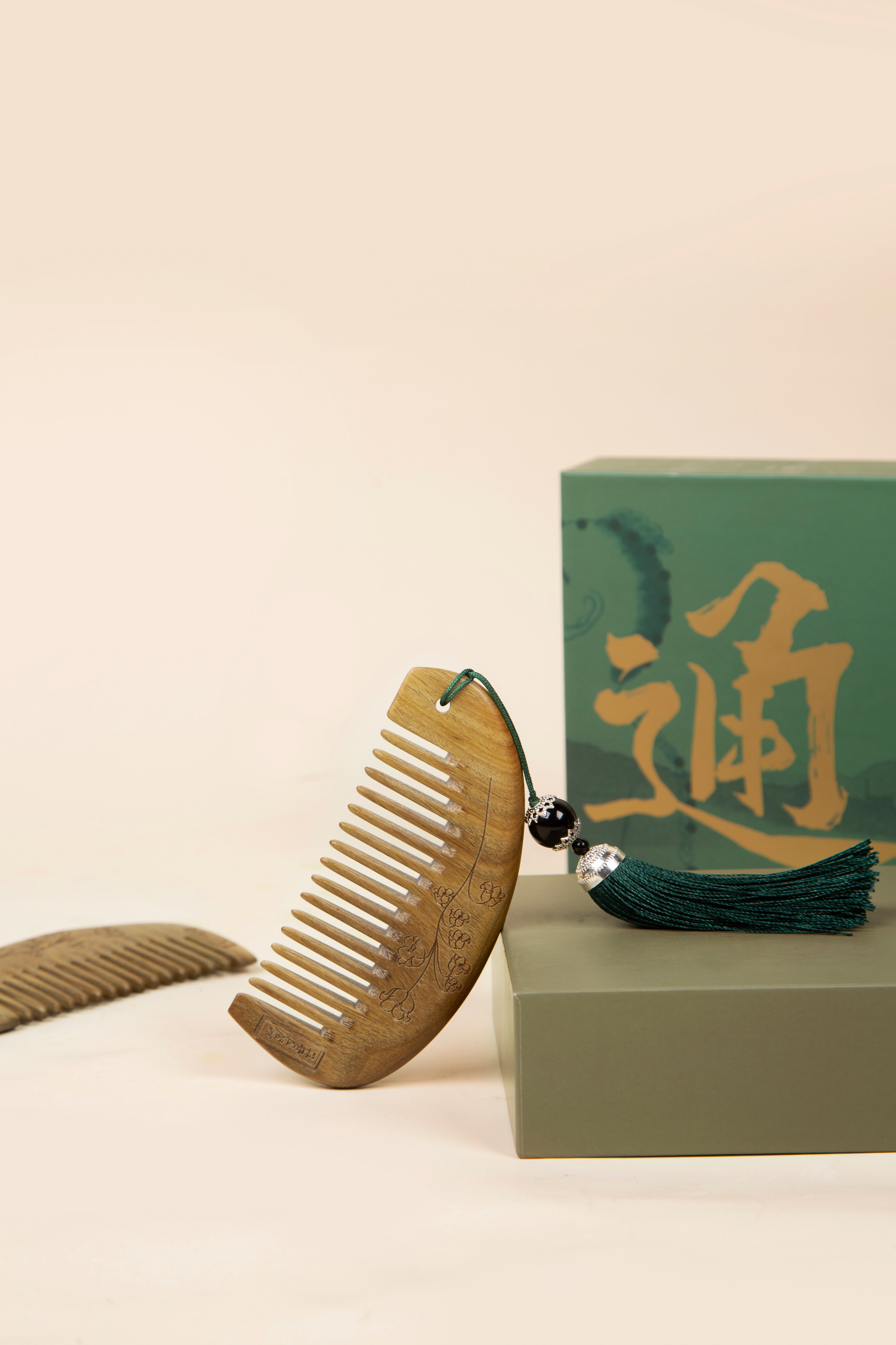 Carved Green Sandalwood Comb — Fine-Tooth Lily of the Valley Hair Comb with Tassel