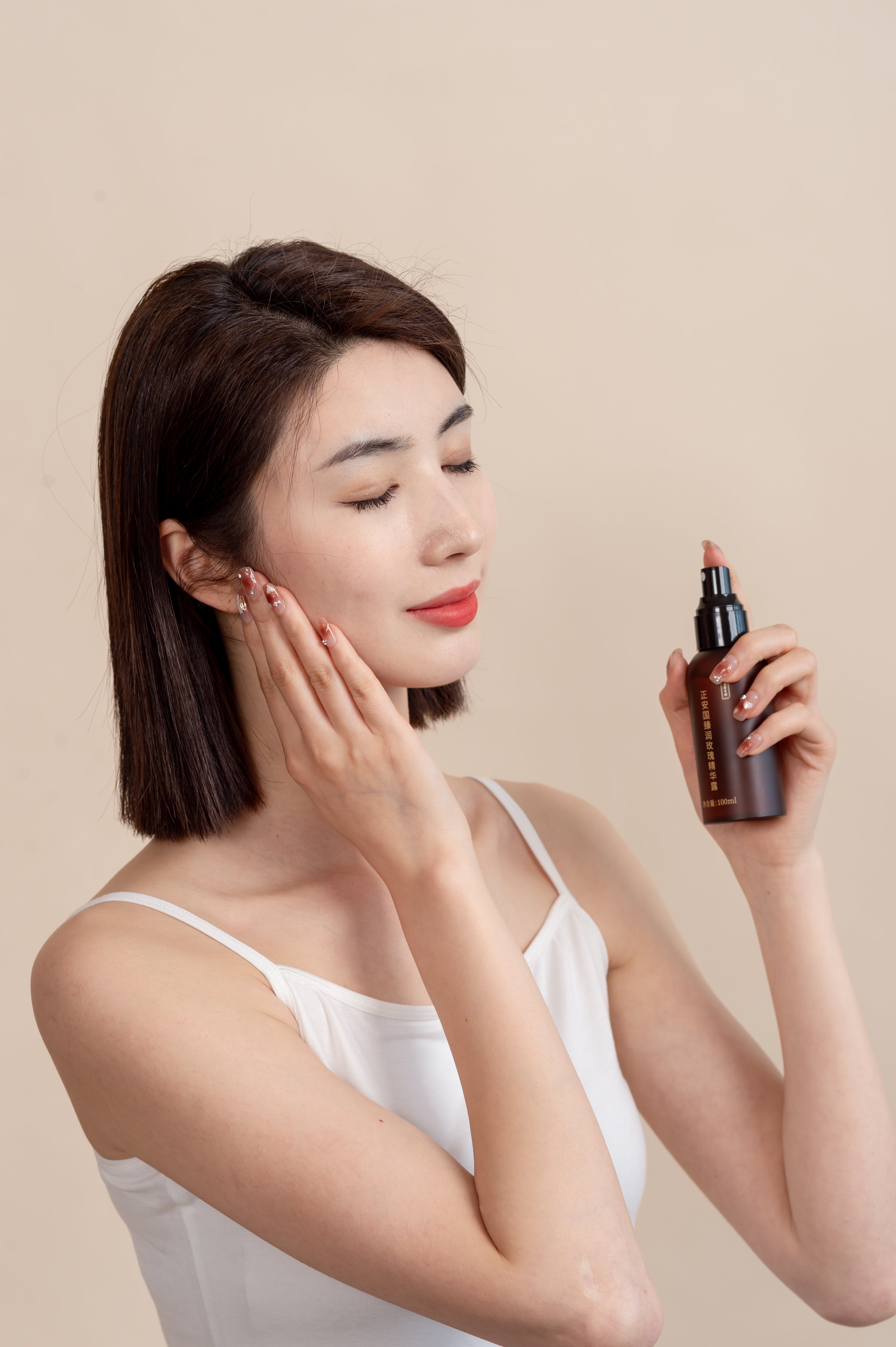 Rose Essence Serum — TCM-Inspired Hydrating Facial Serum with Snow Fungus & Rosehip
