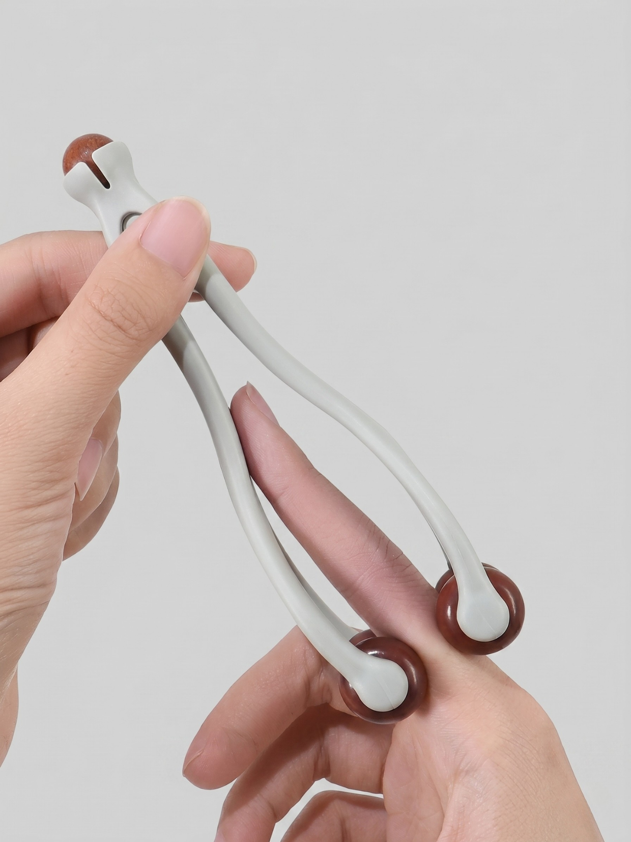Sibin Bian Stone Finger Massager — Y-Shaped Dual Acupressure Tool for Hands